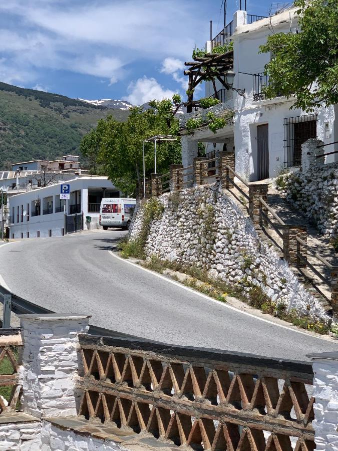Hostal Atalaya En Capileira Cb Exteriör bild