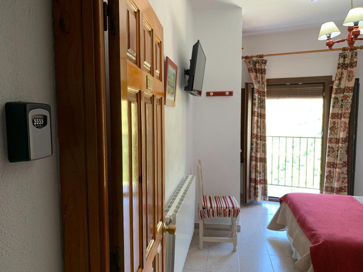 Hostal Atalaya En Capileira Cb Exteriör bild
